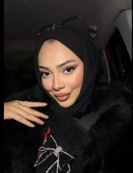 BEYLİKDÜZÜ Escort DAMLA - Gerçek Fotoğraflı Doğrulanmış Profil BEYLİKDÜZÜ VIP Escort DAMLA - Doğrulanmış Model